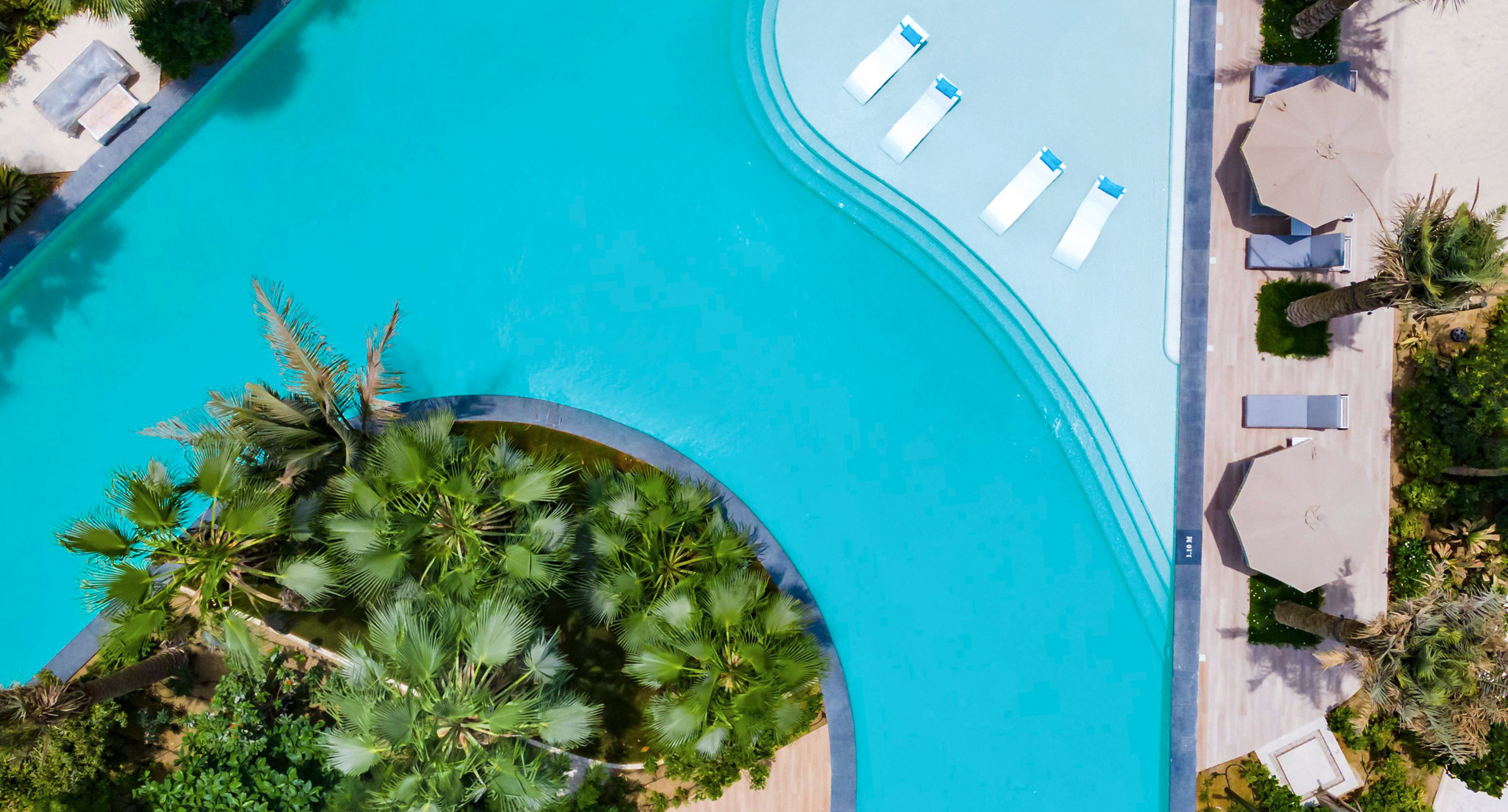 Lunaya by Zaya - 900,000 sqft crystal lagoon surrounded by luxury villas in Dubai